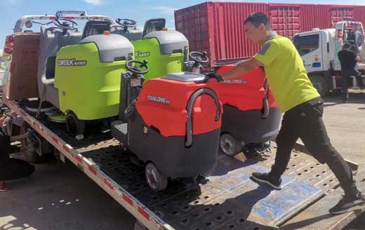 呼和浩特案例 | 內蒙古中環光伏采購T50S駕駛式掃地車